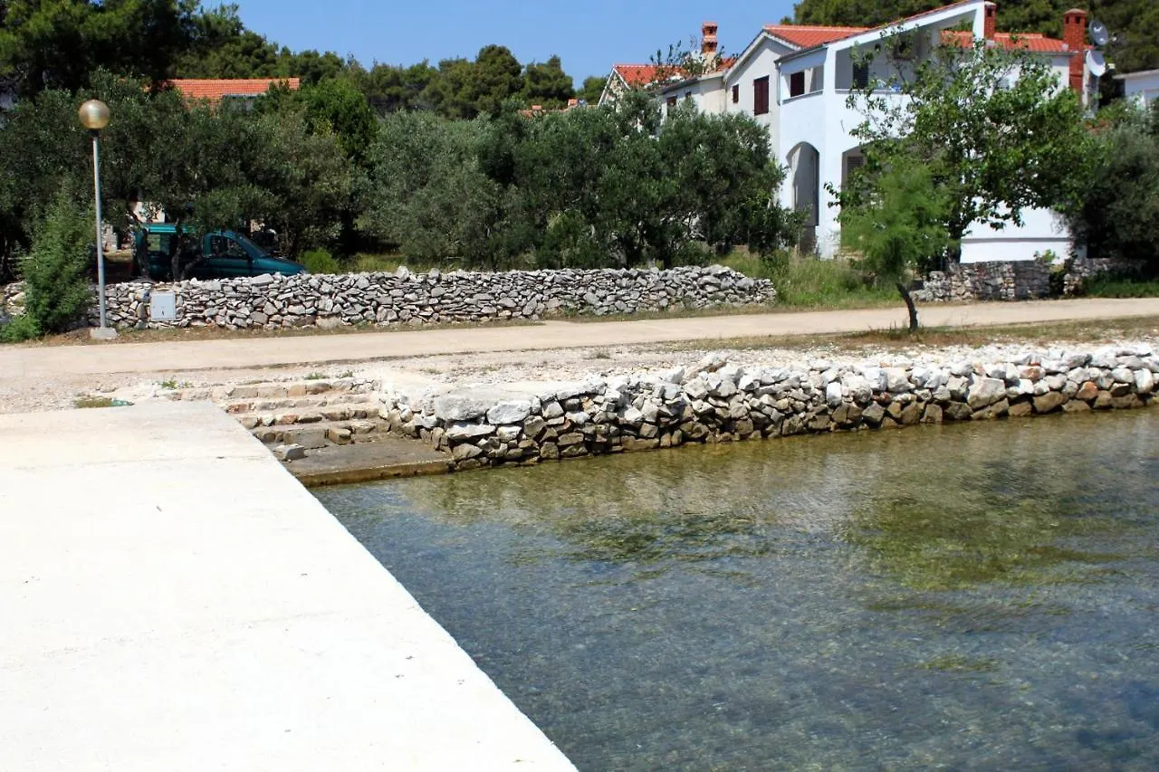 Seaside Holiday House Verunic, Dugi Otok - 8126 فيلي رات